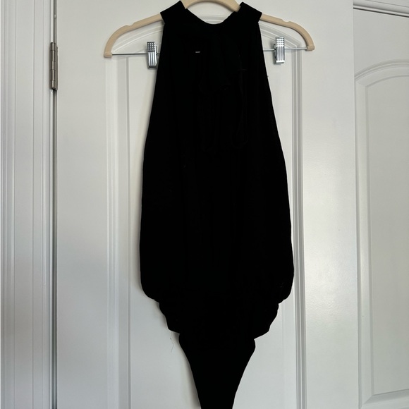 Alice + Olivia gathered halter neck bodysuit - Picture 2 of 4